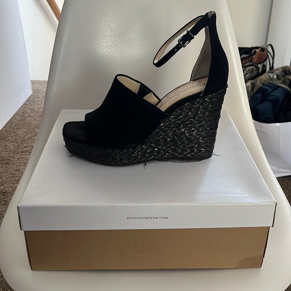 Jessica Simpson Wedges